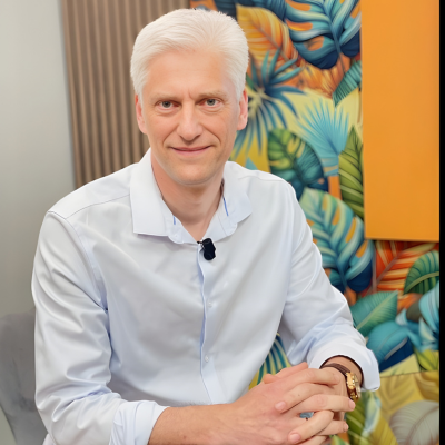 Dr. Alexey Vinokur